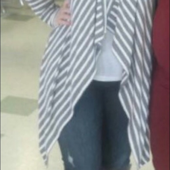 Bcbg Angela wrap gray and white stripe - Picture 5 of 5